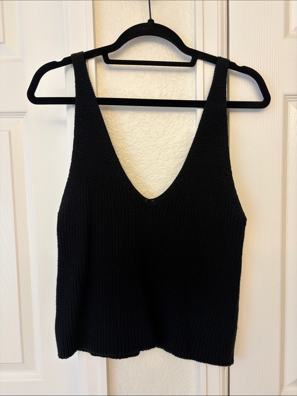 Kittenish Black V-Neck Sweater Tank